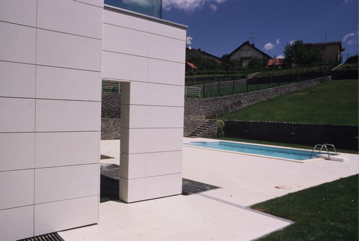 Marbre Fabrication de revetement de façade sur mesure en composite quartz Blanco Paloma