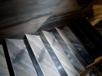 Escalier sur mesure en granit Elegant Brown