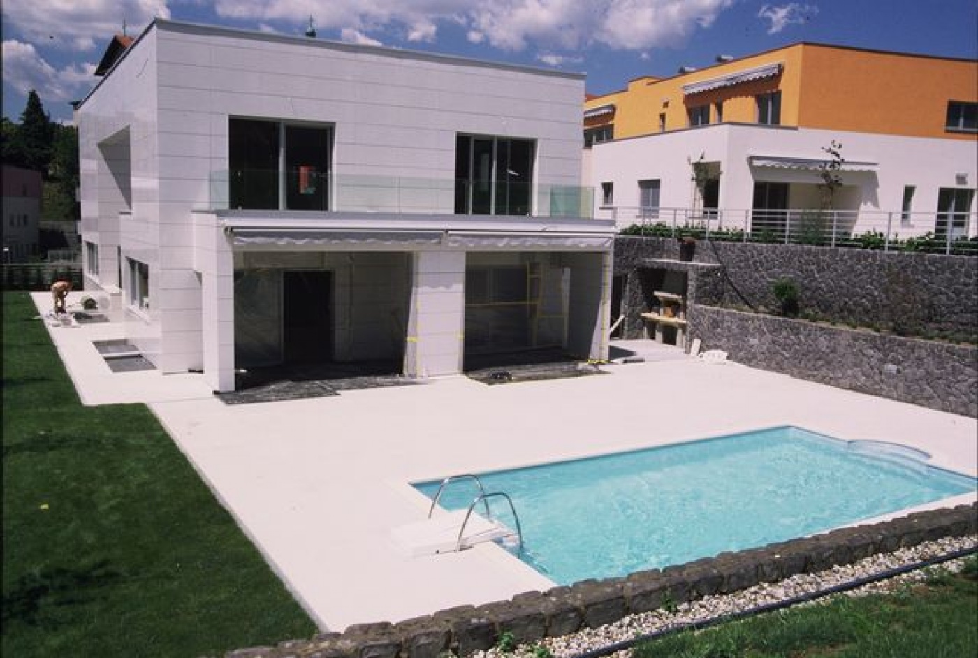 Granite Fabrication de revetement de façade sur mesure en composite quartz Blanco Paloma 